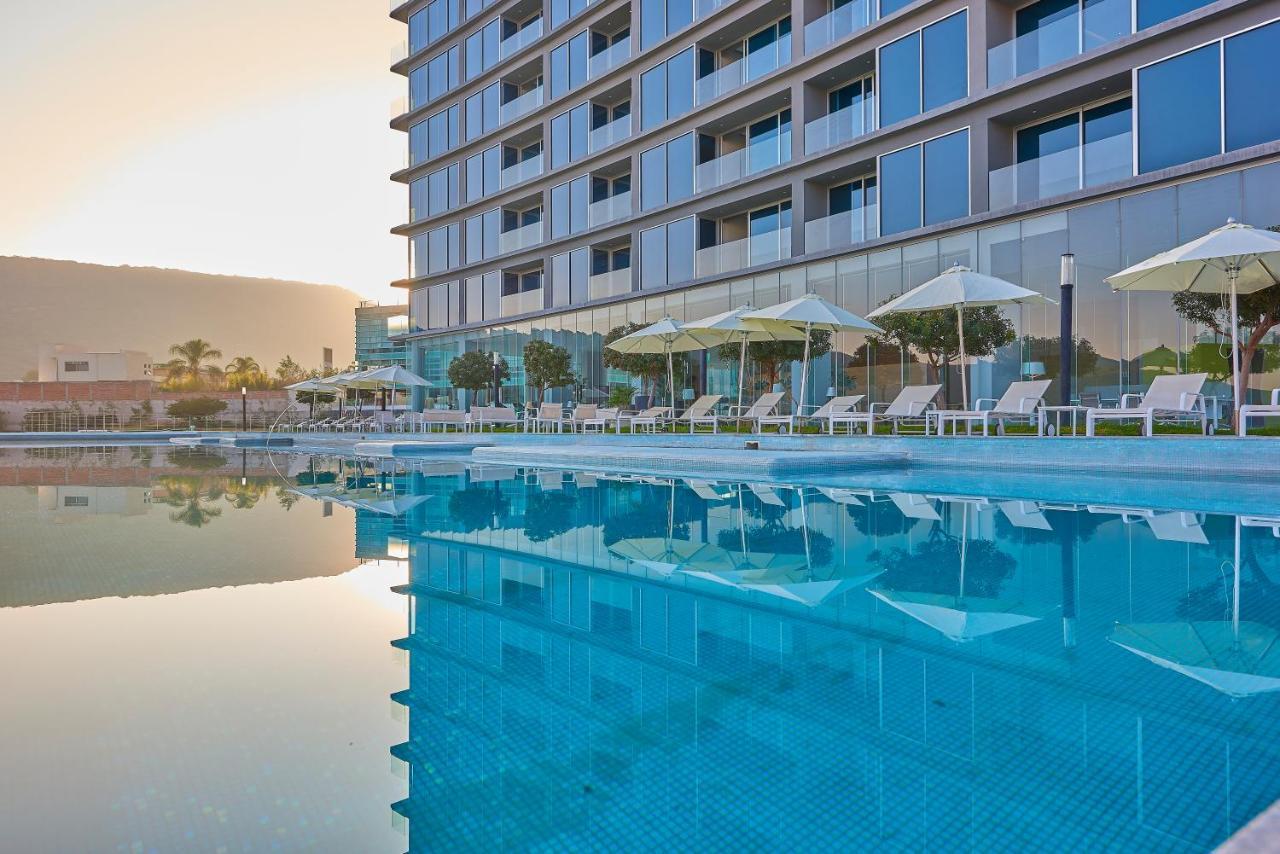 Park Life Queretaro Aparthotel Bagian luar foto