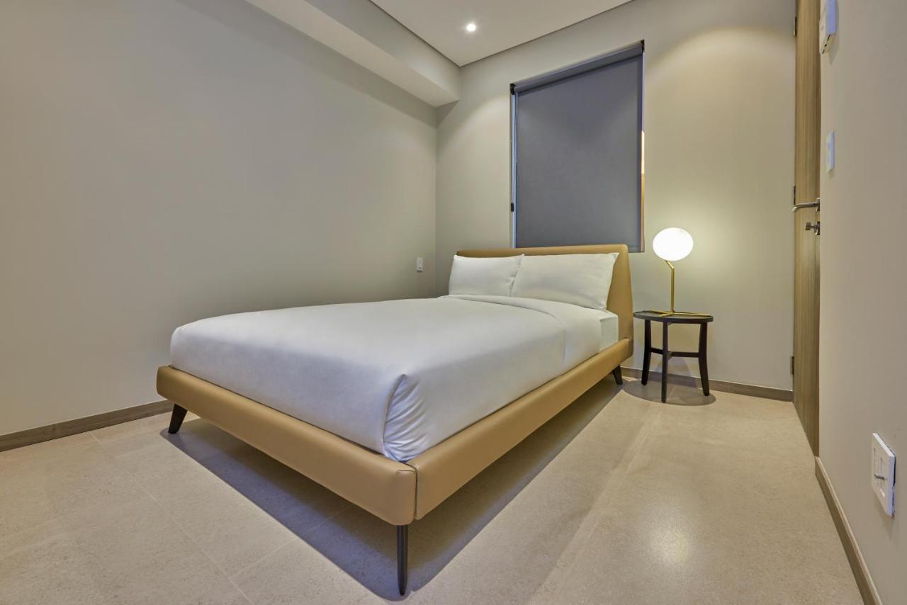 Park Life Queretaro Aparthotel Bagian luar foto