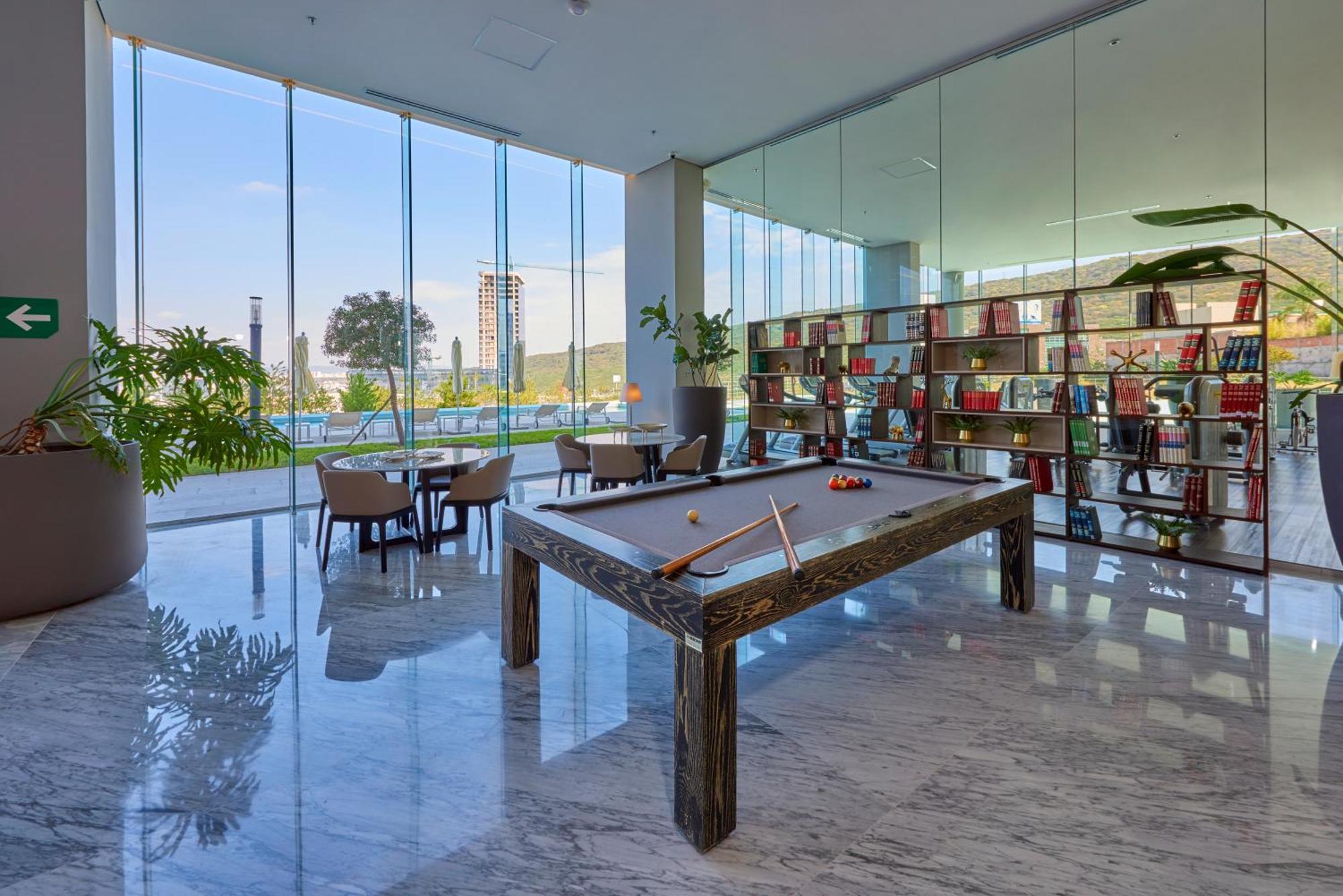 Park Life Queretaro Aparthotel Bagian luar foto